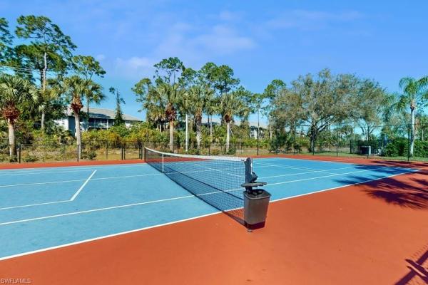 350 Robin Hood Cir #202, Naples, Florida 34104, image 2