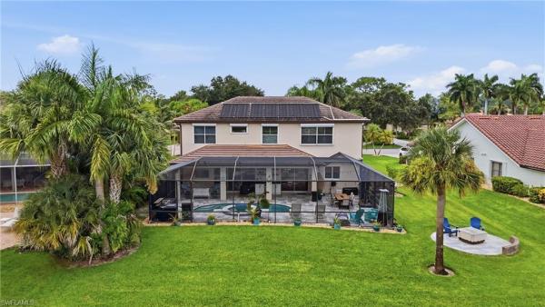 Berkshire Lakes, 308 Wentworth Ct, Naples, Florida 34104, image 3