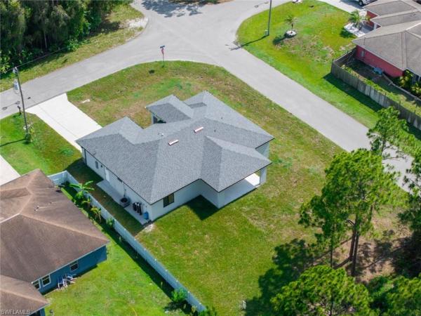Lehigh Acres, 2918 W 48th St, Lehigh Acres, Florida 33971, image 2