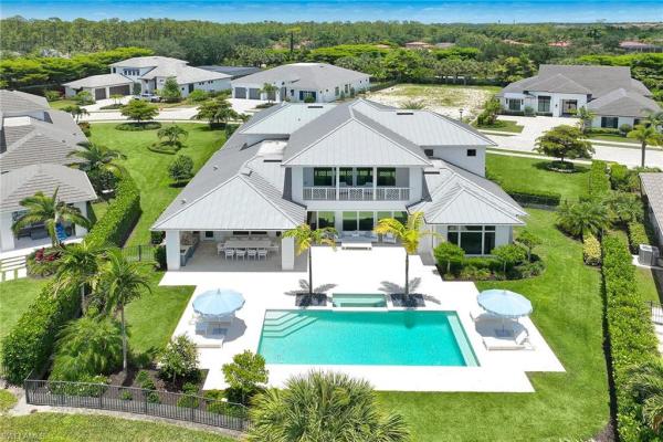 The Enclave Of Distinction, 16764 Enclave Cir, Naples, Florida 34110, image 2