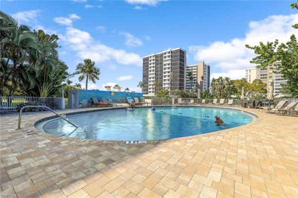5 Bluebill Ave #810, Naples, Florida 34108, image 2