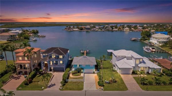 Isles Of Capri, 23 Pelican St, Naples, Florida 34113, image 3