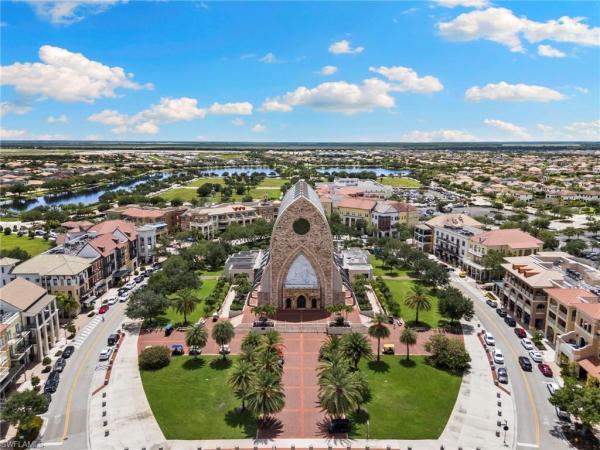 5062 Avila Ave, Naples, Florida 34142, image 2