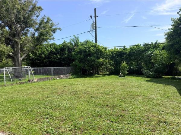 Trail Acres, 125 4th St, Naples, Florida 34113, image 1