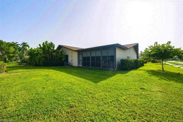 Lakewood Villas, 102 Round Key Cir #G3, Naples, Florida 34112, image 3