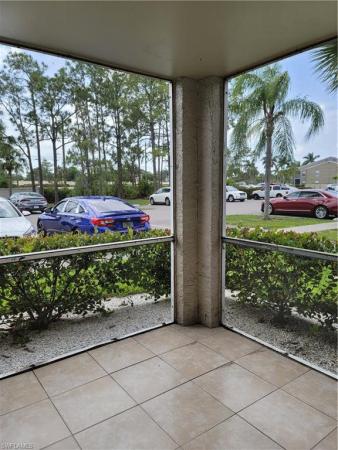 190 Santa Clara Dr #190-4, Naples, Florida 34104, image 2