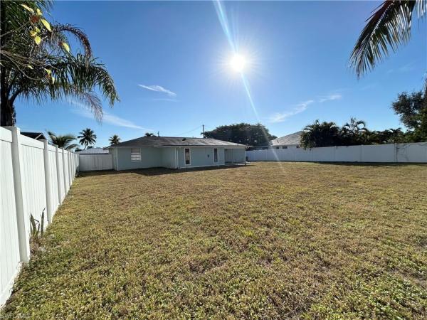 Cape Coral, 1428 20th Ave, Cape Coral, Florida 33990, image 2