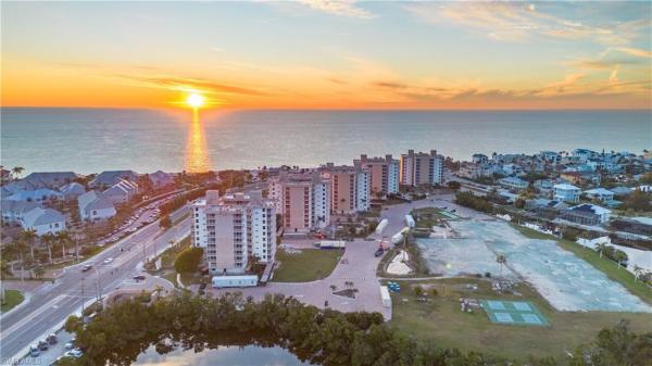Beach & Tennis Club, 5900 Bonita Beach Rd #507, Bonita Springs, Florida 34134, image 3
