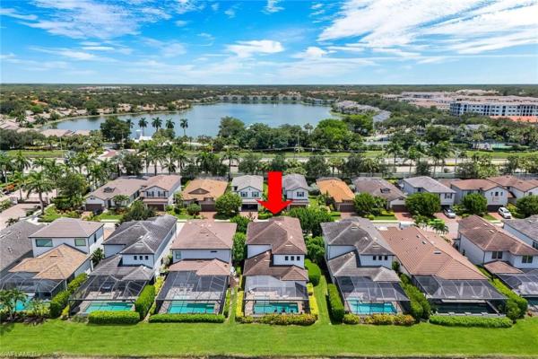 Avery Square, 7209 Wilton Dr, Naples, Florida 34109, image 1