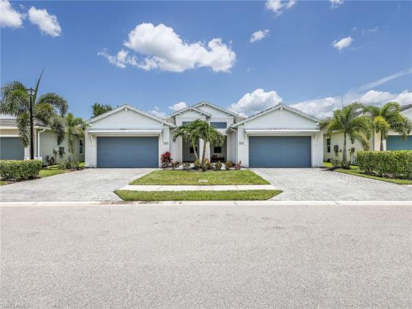 Azure At Hacienda Lakes, 9040 Saint Lucia Dr, Naples, Florida 34114, image 3
