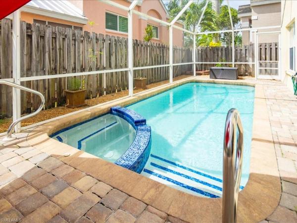 Bougainvillas At Queens Park, 3570 Kent Dr #23, Naples, Florida 34112, image 2