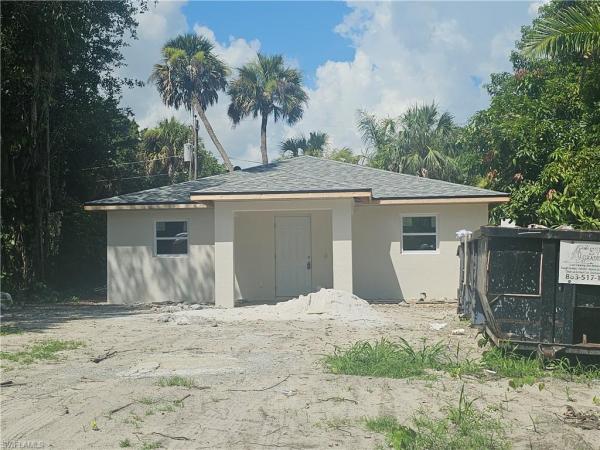 Russell Park, 310 Balboa Ave, Fort Myers, Florida 33905, image 1