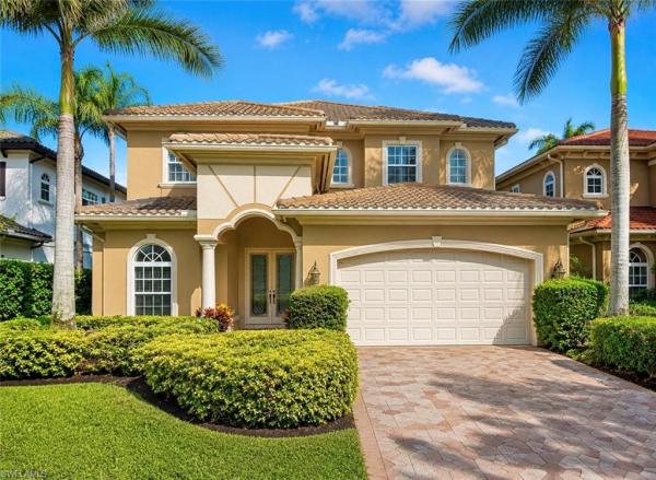 Coco Lakes, 2915 Coco Lakes Dr, Naples, Florida 34105, image 2