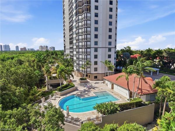 7225 Pelican Bay Blvd #302, Naples, Florida 34108, image 1