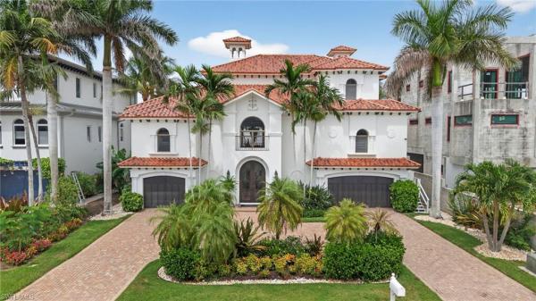 Conners At Vanderbilt Beach, 403 Seabee Ave, Naples, Florida 34108, image 1