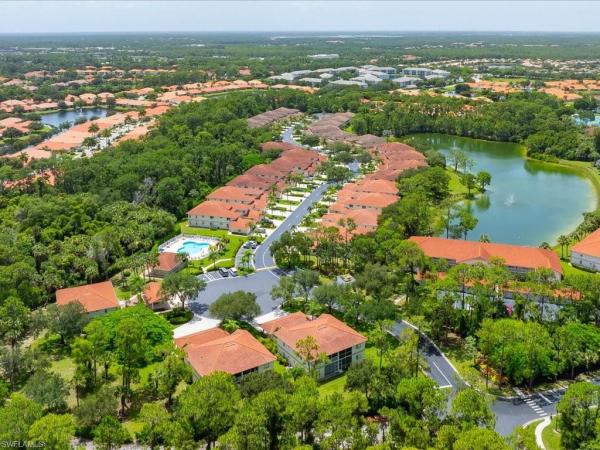 600 Luisa Ct #4, Naples, Florida 34104, image 2