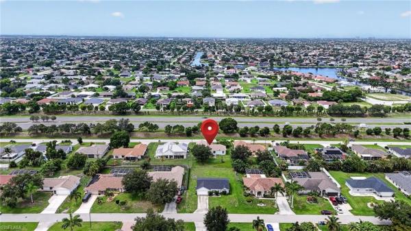 Cape Coral, 523 25th Ln, Cape Coral, Florida 33904, image 3