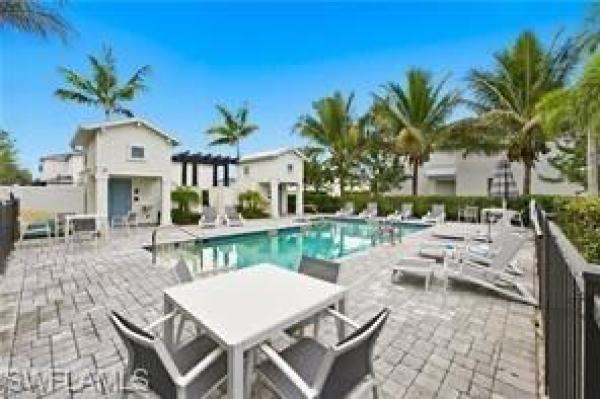 Hamilton Place, 13081 Pembroke Dr, Naples, Florida 34105, image 3