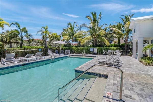Hamilton Place, 13081 Pembroke Dr, Naples, Florida 34105, image 2