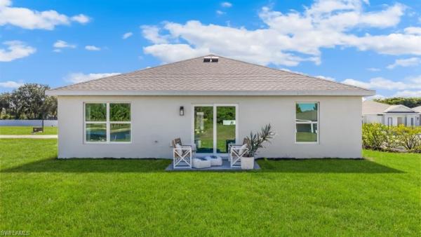Lehigh Acres, 717 S Bahama Ave, Lehigh Acres, Florida 33974, image 2
