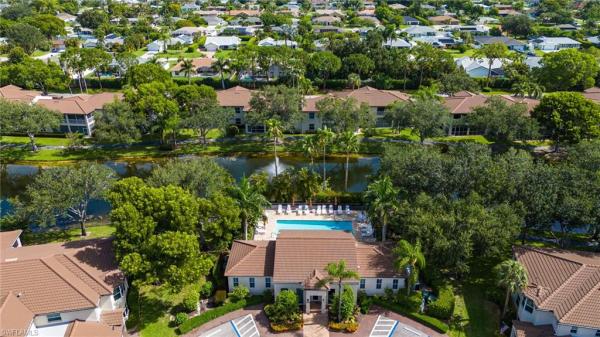300 Diamond Cir #308, Naples, Florida 34110, image 3