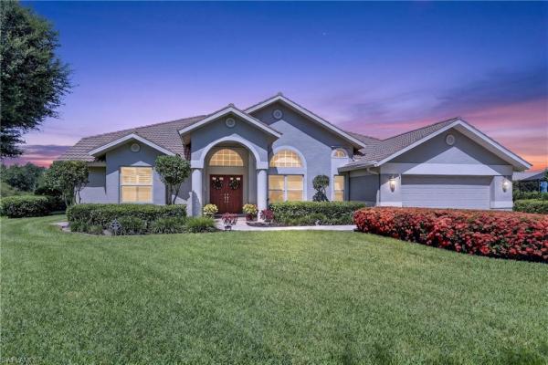 Pinewood Lakes, 11690 Pinewood Lakes Dr, Fort Myers, Florida 33913, image 2