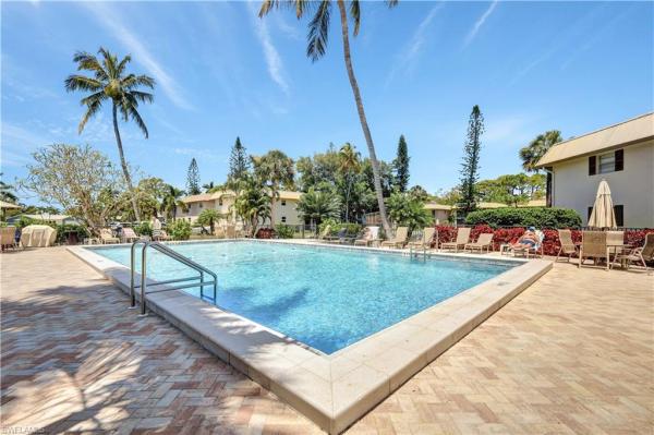 1549 Sandpiper St #42, Naples, Florida 34102, image 2