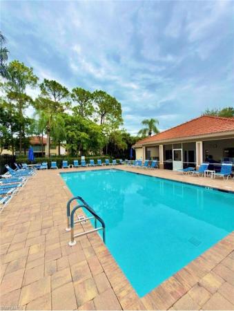 517 Robin Hood Cir #101, Naples, Florida 34104, image 3