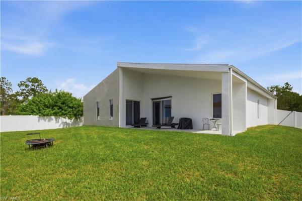 Lehigh Acres Residential, 840 E Carpenter St, Lehigh Acres, Florida 33974, image 1