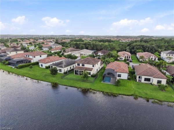 5438 Ferrari Ave, Naples, Florida 34142, image 2