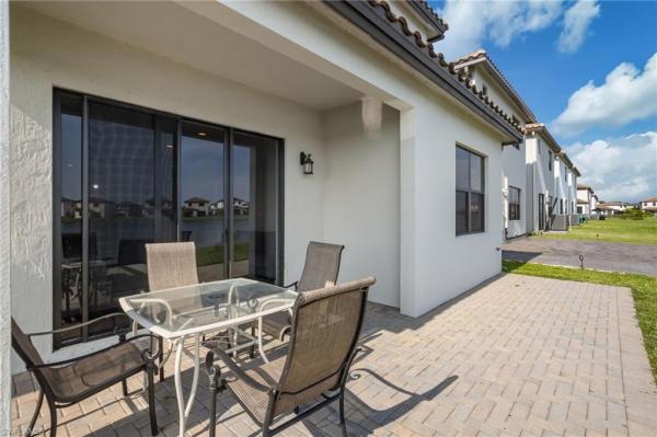 5649 Agostino Way, Naples, Florida 34142, image 3