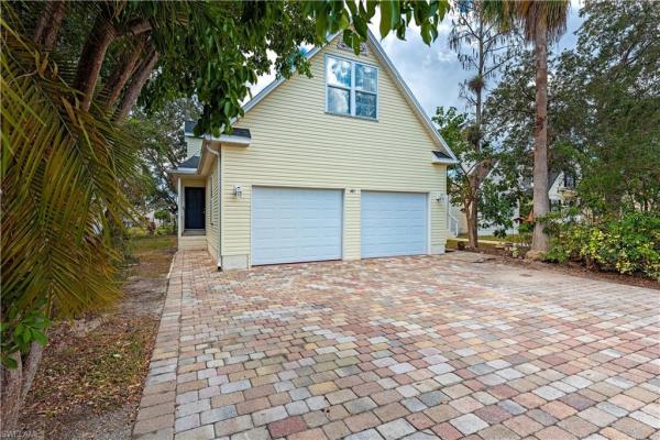 Leawood Lakes, 481 Leawood Cir, Naples, Florida 34104, image 1