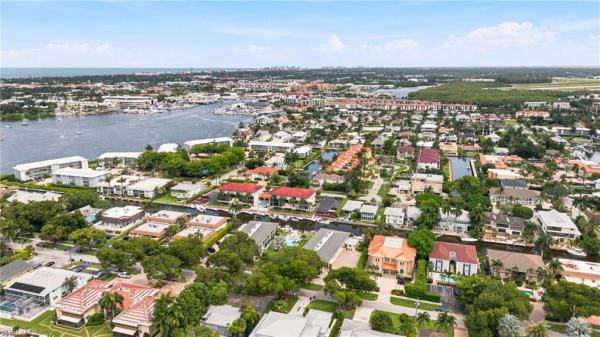 1417 Chesapeake Ave #106, Naples, Florida 34102, image 3