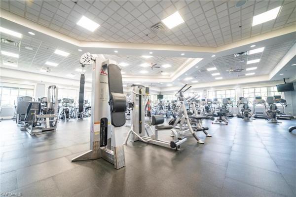 Prestwick Place, 6168 Dogleg Dr, Naples, Florida 34113, image 3