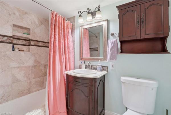 1065 N Gulf Shore Blvd #108, Naples, Florida 34102, image 2