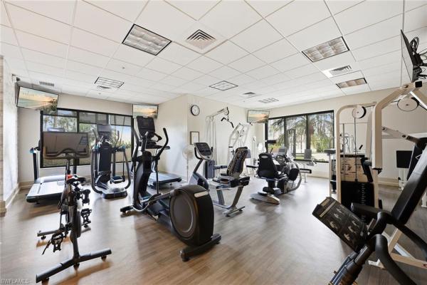 4551 N Gulf Shore Blvd #200, Naples, Florida 34103, image 1