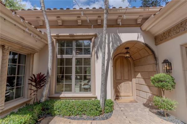 Villoresi, 15627 Villoresi Way, Naples, Florida 34110, image 2