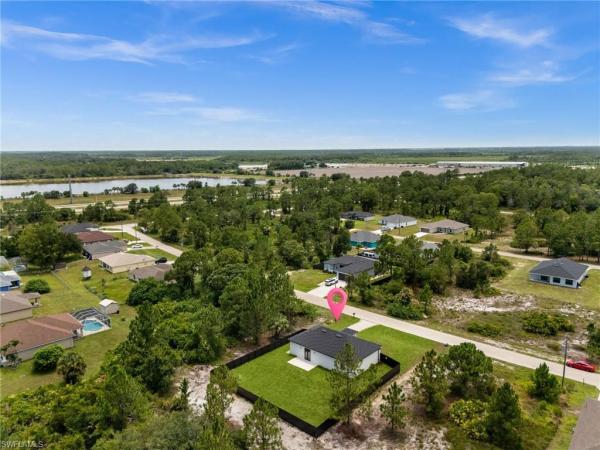 Lehigh Acres, 1039 S Bassinger Ave, Lehigh Acres, Florida 33974, image 1