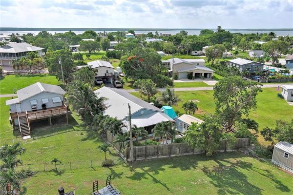 Chokoloskee Residential, 253 Worley St, Chokoloskee, Florida 34138, image 2
