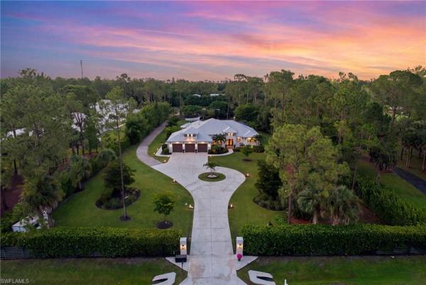 Oakes Estates, 5737 Hidden Oaks Ln, Naples, Florida 34119, image 3
