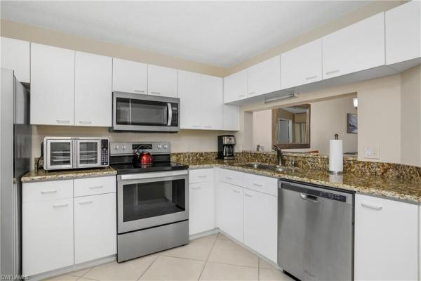 7754 Emerald Cir #T202, Naples, Florida 34109, image 2