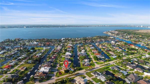 Cape Coral, 5304 Bayshore Ave, Cape Coral, Florida 33904, image 1