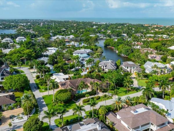Aqualane Shores, 550 S 21st Ave, Naples, Florida 34102, image 3