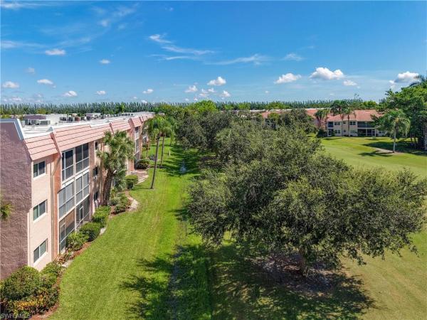 200 Turtle Lake Ct #109, Naples, Florida 34105, image 3