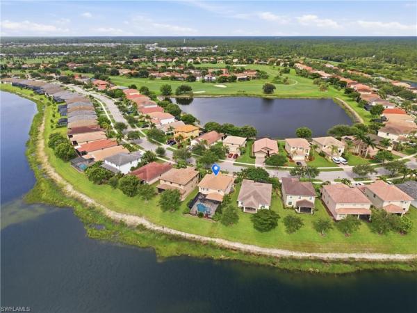 Valencia Country Club, 1517 Birdie Dr, Naples, Florida 34120, image 3