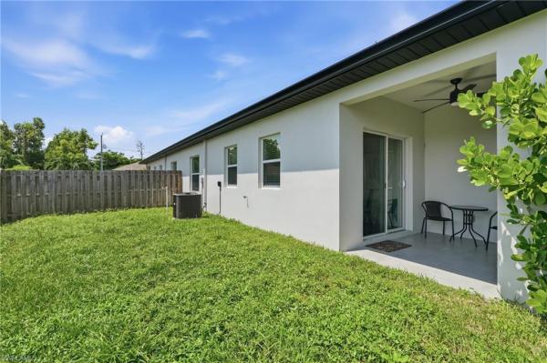 Heitmans, 27841 Wisconsin St, Bonita Springs, Florida 34135, image 2