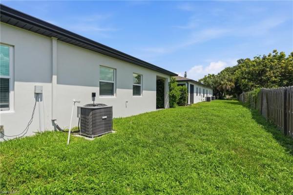 Heitmans, 27841 Wisconsin St, Bonita Springs, Florida 34135, image 1