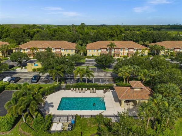 9430 Ivy Brook Run #405, Fort Myers, Florida 33913, image 2