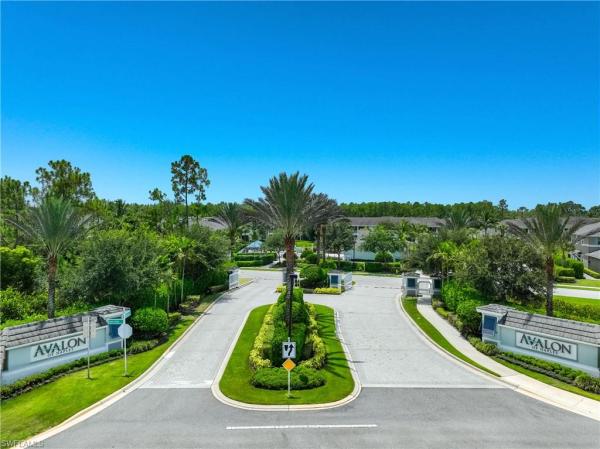 6966 Avalon Cir #908, Naples, Florida 34112, image 2