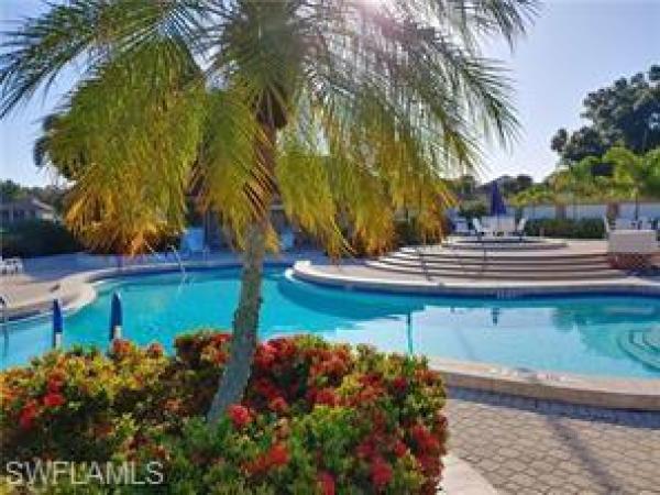 576 Retreat Dr #201, Naples, Florida 34110, image 1